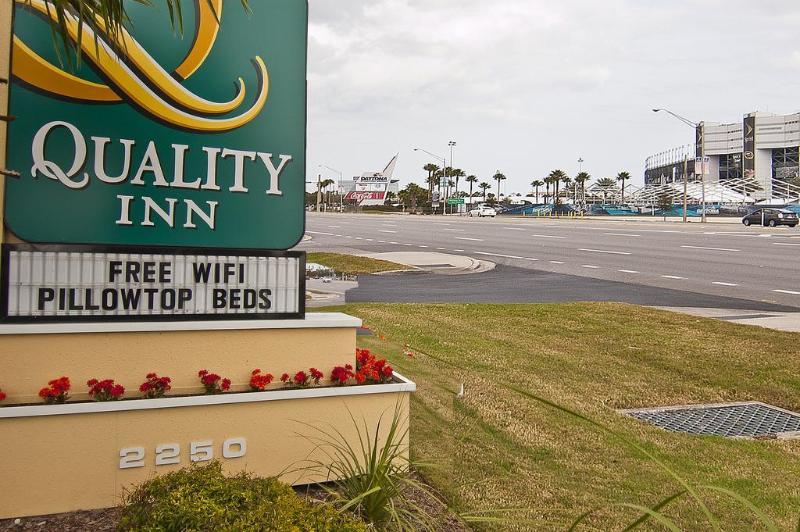 Quality Inn Daytona Speedway - I-95 Daytona Beach Ngoại thất bức ảnh